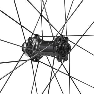 Shimano WH-R9270-C50-TL Dura-Ace disc Carbon clincher 50 mm, front 12x100 mm click to zoom image